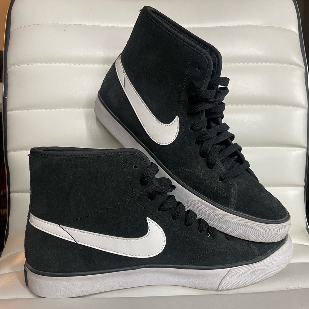 Nike primo court mid suede premium shoes black and white Women’s 8